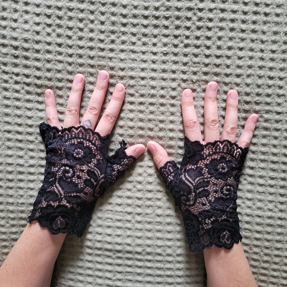 Amazon Black Floral Lace Fingerless Gloves Gothic Wedding Steampunk Victorian